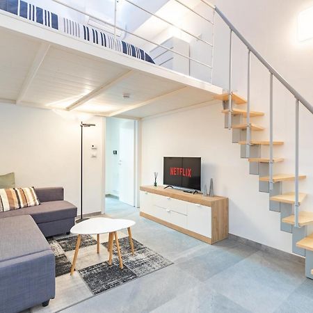 Exclusive Loft Crocetta - Free Private Parking & Wi-Fi - 5 Min To Metro Nizza - Ac Villa Turin Exterior photo
